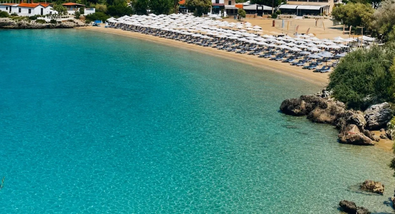 Παραλία Καλογριά